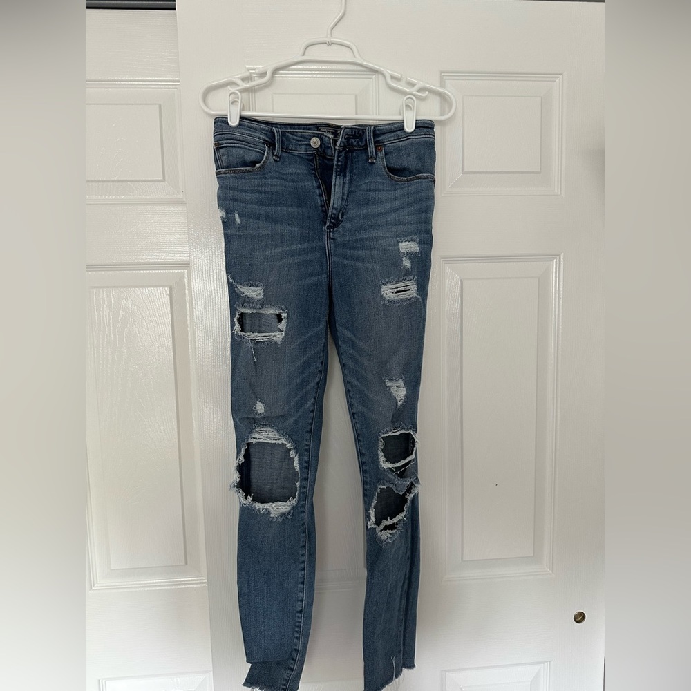 Abercrombie & Fitch Simone High Rise Super Skinny Size 27/4